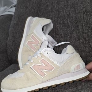 New Balance Women's Sneakers - Cream and Pink